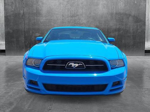 2013 Ford Mustang V6 Premium