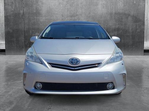 2014 Toyota Prius v Five