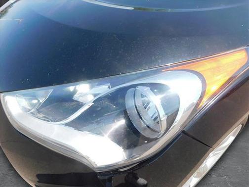 2015 Hyundai Veloster Base