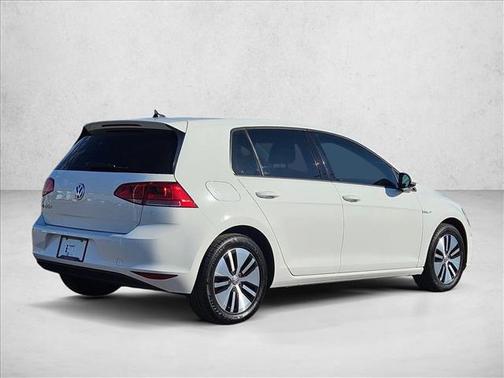 2016 Volkswagen e-Golf SE