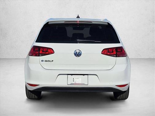 2016 Volkswagen e-Golf SE