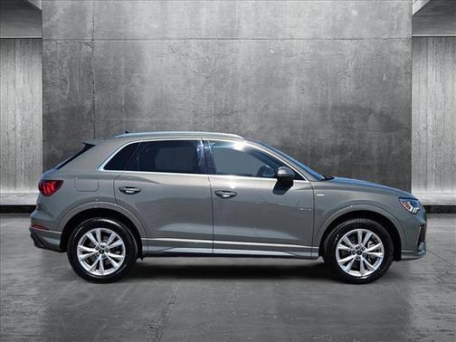 2023 Audi Q3 Premium 45 TFSI S line quattro Tiptronic