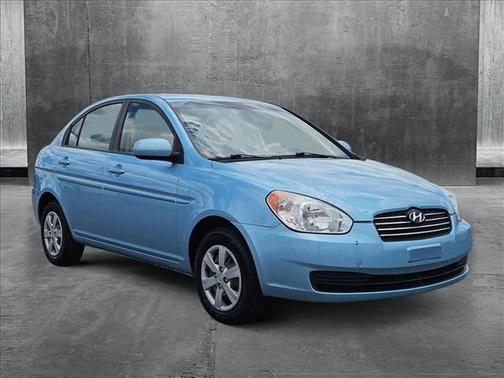 2010 Hyundai Accent GLS
