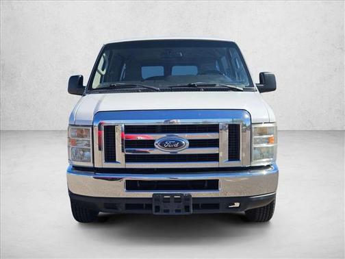 2014 Ford E350 Super Duty XLT