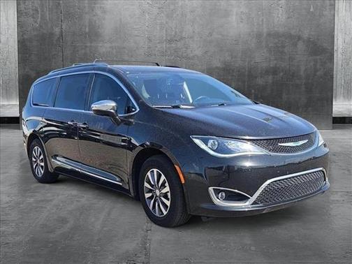 2020 Chrysler Pacifica Hybrid Limited