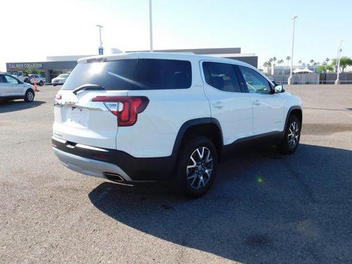 Summit White 2023 GMC Acadia FWD SLE