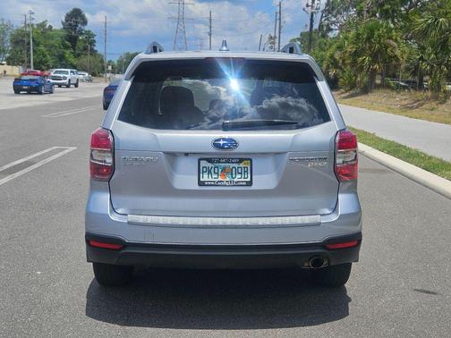 2016 Subaru Forester 2.5i Touring