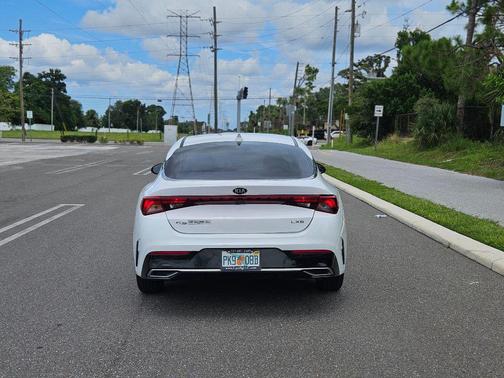 2021 Kia K5 LXS