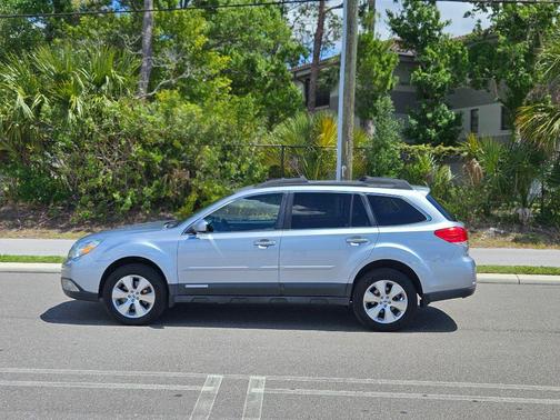 2012 Subaru Outback 3.6R Limited