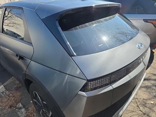 Shooting Star (Matte Gray) 2024 Hyundai IONIQ 5 SEL