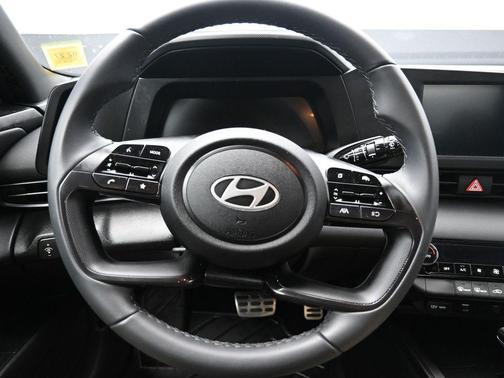 2025 Hyundai ELANTRA Sport