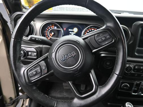 2022 Jeep Gladiator Sport S