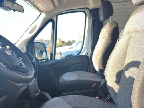 2025 RAM ProMaster 2500 High Roof