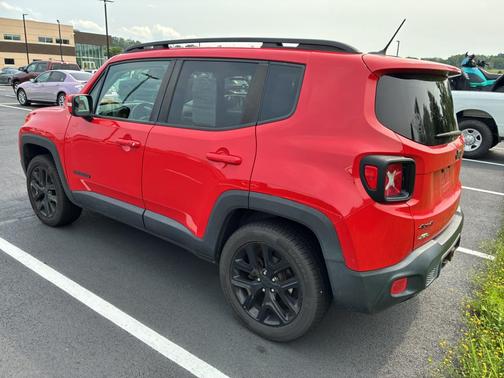 Colorado Red 2017 Jeep Renegade Altitude