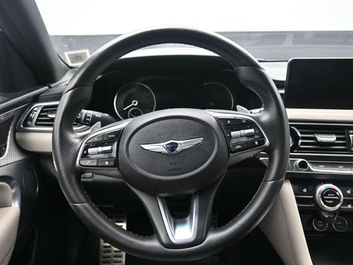 2023 Genesis G70 2.0T AWD