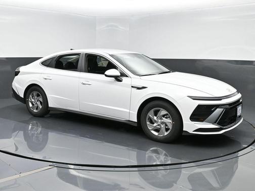 Serenity White 2025 Hyundai SONATA SE