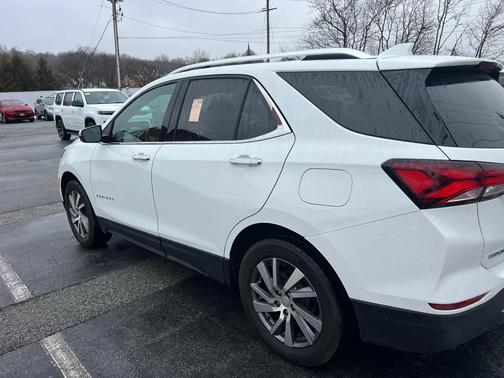 2022 Chevrolet Equinox Premier w/1LZ