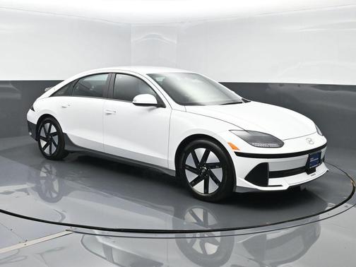 2025 Hyundai IONIQ 6 SE