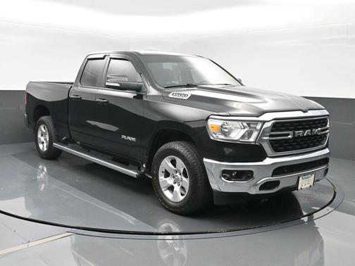 Diamond Black Crystal Pearlcoat 2022 RAM 1500 Big Horn/Lone Star