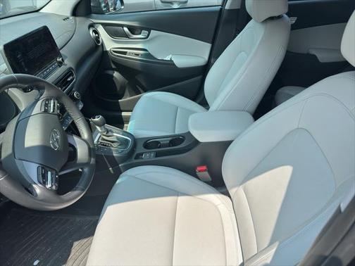 2023 Hyundai KONA Limited