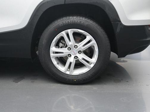 Quicksilver Metallic 2021 GMC Terrain SLE