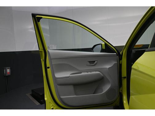 Neoteric Yellow 2024 Hyundai KONA SEL
