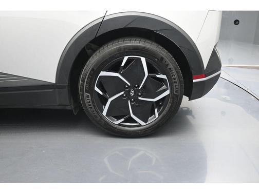 Cyber Gray 2024 Hyundai IONIQ 5 SE
