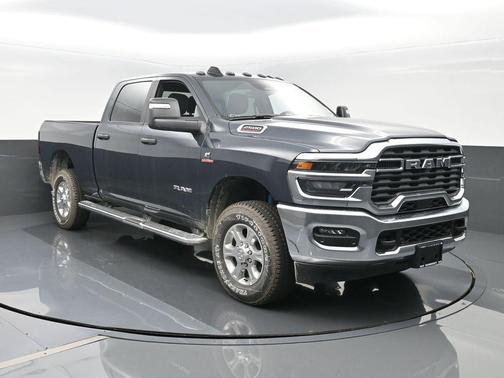 2025 RAM 2500 Big Horn Crew Cab 4x4 6'4' Box