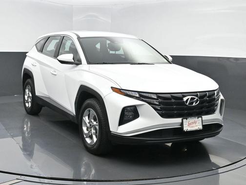 Quartz White 2022 Hyundai TUCSON SE