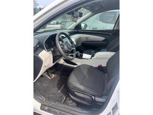 Quartz White 2022 Hyundai TUCSON SE