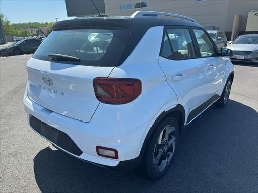 2023 Hyundai VENUE Limited
