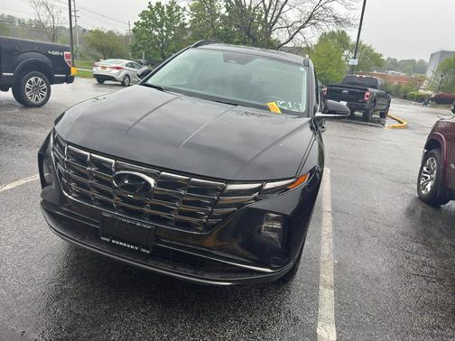 Phantom Black 2023 Hyundai TUCSON Limited