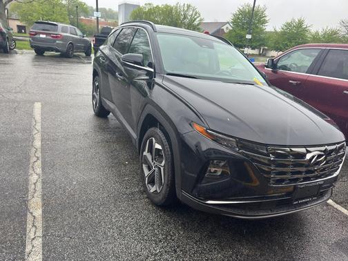 Phantom Black 2023 Hyundai TUCSON Limited