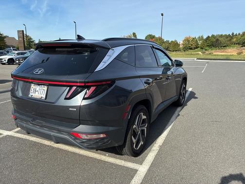 Dark Gray Metallic 2024 Hyundai TUCSON Limited