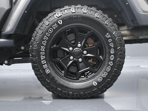2021 Jeep Gladiator Willys 4x4