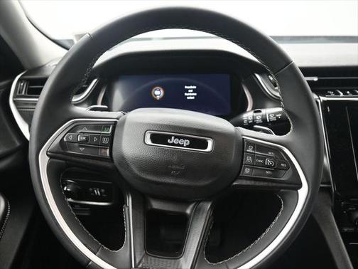 2023 Jeep Grand Cherokee L Laredo