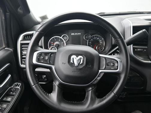 2024 RAM 2500 Big Horn Crew Cab 4x4 8' Box