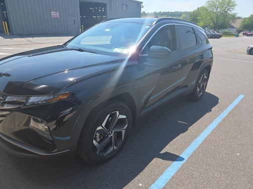 Black Pearl 2024 Hyundai TUCSON Plug-In Hybrid SEL