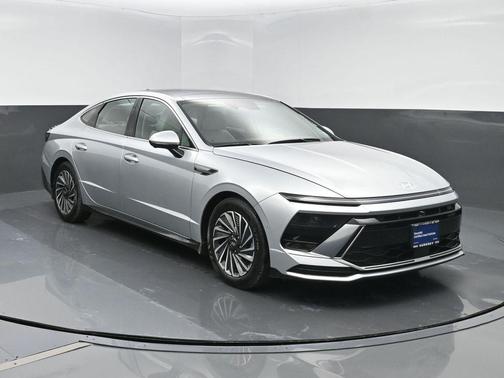 2024 Hyundai SONATA Hybrid Limited