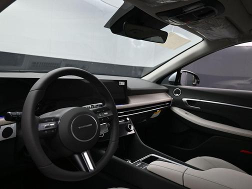 2024 Hyundai SONATA Hybrid Limited