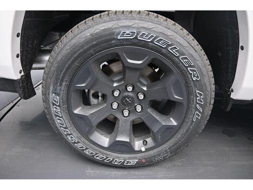Bright White Clearcoat 2026 RAM 1500 Big Horn/Lone Star