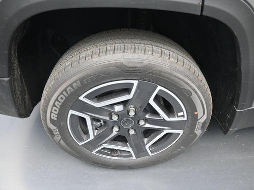 Sting-Gray Clearcoat 2026 Jeep Cherokee Limited