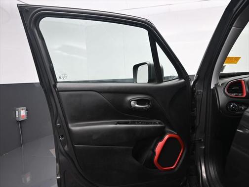 2019 Jeep Renegade Trailhawk