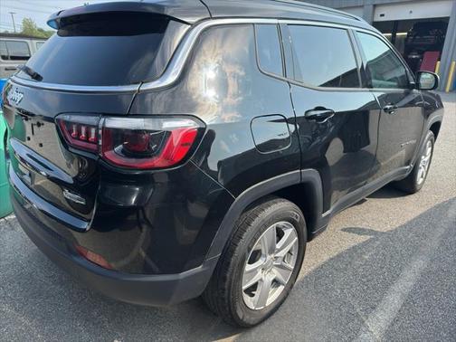 2022 Jeep Compass Latitude
