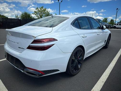 2023 Genesis G70 3.3T