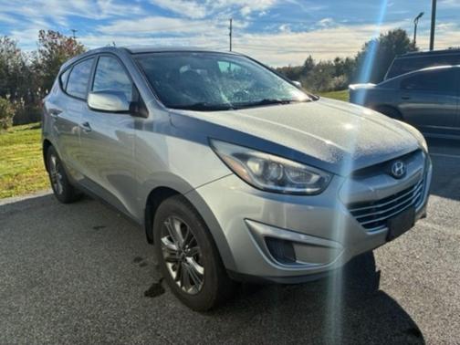 Graphite Gray Metallic 2015 Hyundai TUCSON GLS