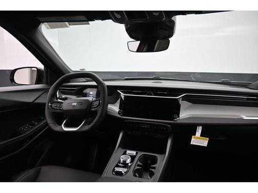 Red Hot Pearlcoat 2026 Jeep Cherokee Limited