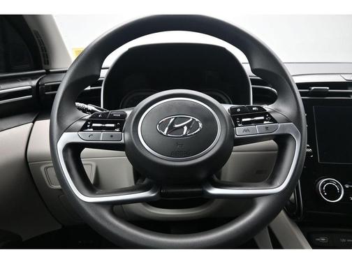 Dark Gray Metallic 2024 Hyundai TUCSON SE