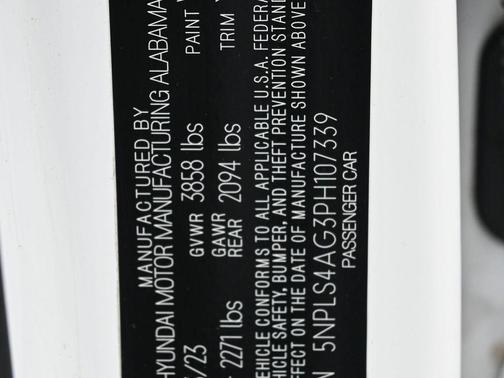 2023 Hyundai ELANTRA SEL