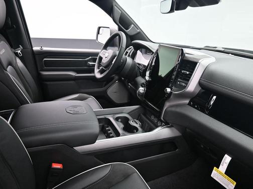 Granite Crystal Metallic Clearcoat 2026 RAM 1500 Laramie
